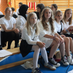 Zakończenie roku szkolnego uroczystość w hali sportowej